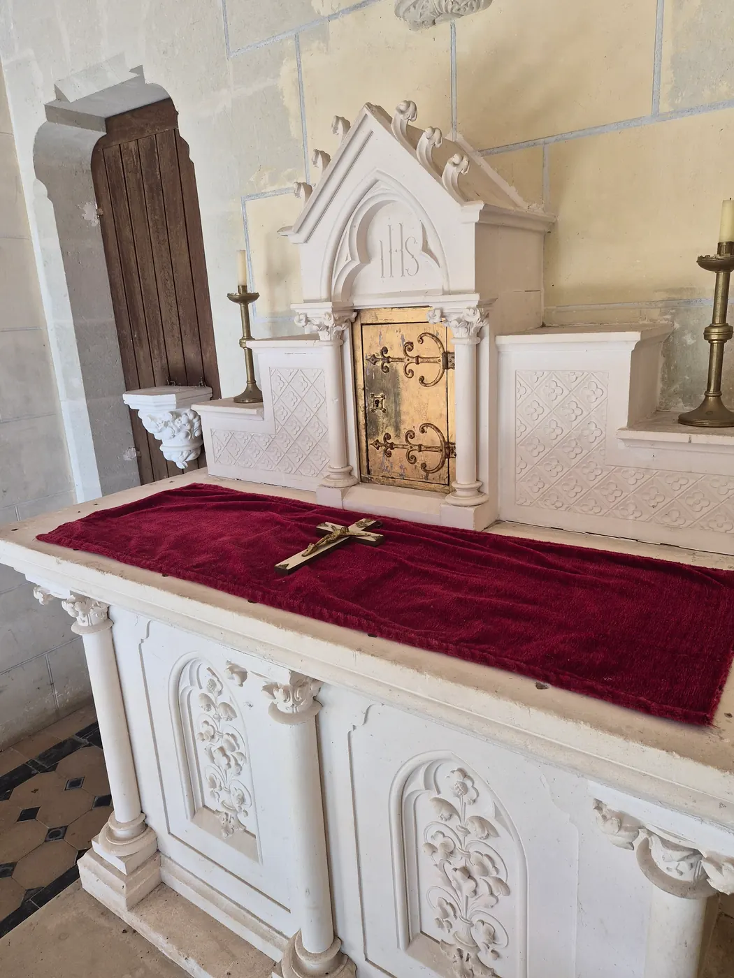 L'autel de la chapelle Saint-Germain, ouverte exceptionnellement les 19 et 20 septembre 2026.